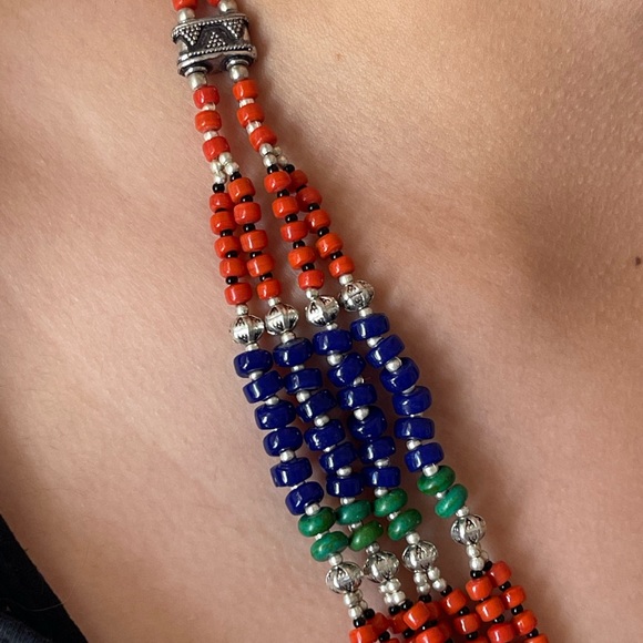 Gorgeous ethnic gemstone necklace - Picture 4 of 8
